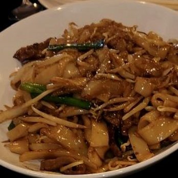 Hong's BBQ - Beef Chow Fun! - Barbeque Near Me - Davie, Florida