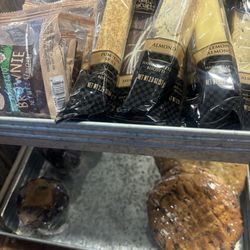 Jolts and Juice Company - More pastries