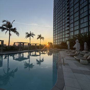 Alloy - Pool area - Apartments Near Me - Los Angeles, California Alloy - Pool area - Apartments Near Me - Los Angeles, California