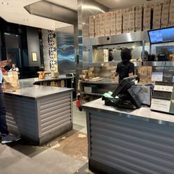 Shake Shack Canal Place - Order counter