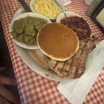 Bell Buckle Cafe - American Near Me - Bell Buckle, Tennessee