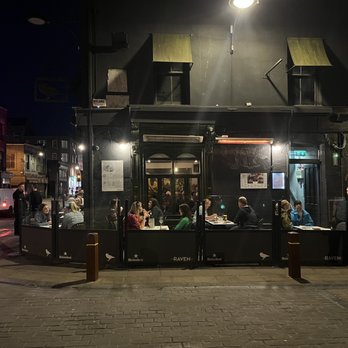 Raven Bar - The patio - Pubs Near Me - Cork, Colorado