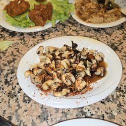 Zübeyir Ocakbaşı - Grilled garluc, onions and pepper paste