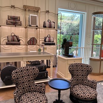 Gucci - Leather Goods Near Me - Las Vegas, Nevada