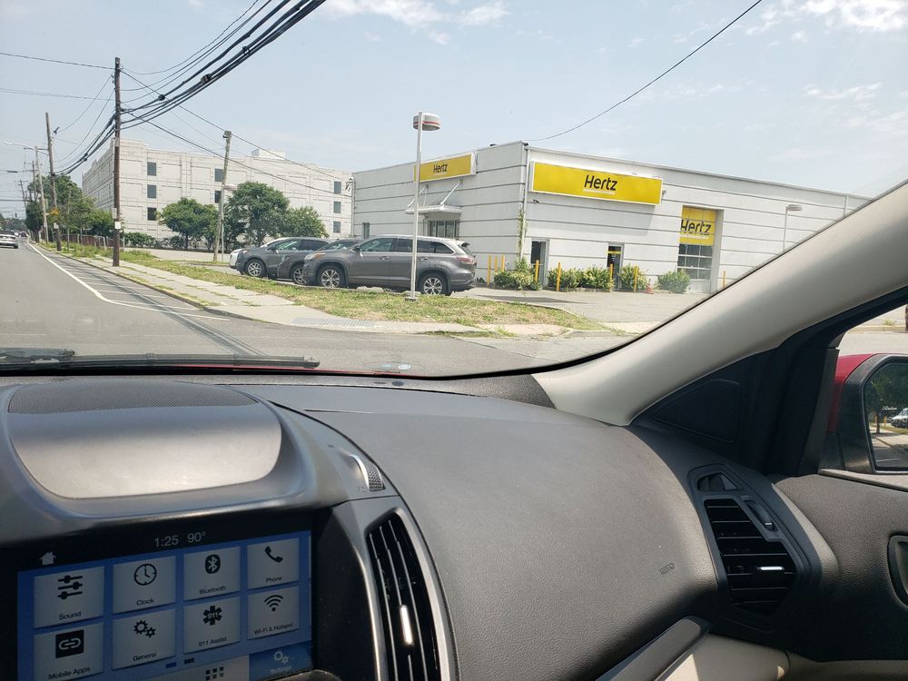 HERTZ RENT A CAR Updated August 2024 13 Photos & 37 Reviews 125