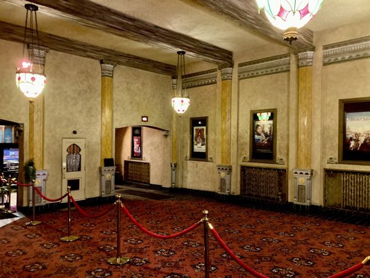 The Oriental Theatre | Milwaukee Film Historic Cinemas by null