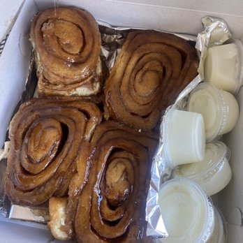 Cinnamon Roll Place - Fresh cinnamon rolls - Bakeries Near Me - Kihei, Hawaii Cinnamon Roll Place - Fresh cinnamon rolls - Bakeries Near Me - Kihei, Hawaii