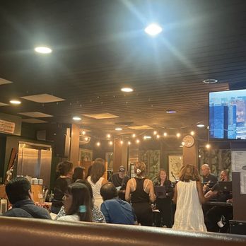Anyplace Cocktail Lounge - Lounges Near Me - Honolulu, Hawaii