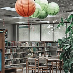 White Settlement Public Library - Love the decorative atmosphere!