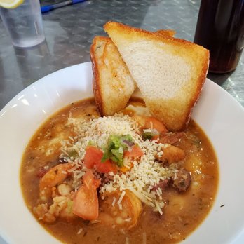 Vonda's Kitchen - Shrimp and grits - Soul Food Near Me - Newark, New Jersey Vonda's Kitchen - Shrimp and grits - Soul Food Near Me - Newark, New Jersey
