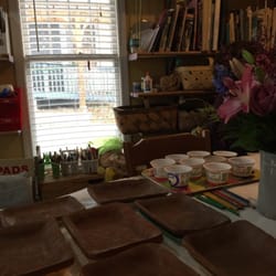 Blue Heron Studios - So cute and sweet makes you feel very welcome. Brings out your artisy side.