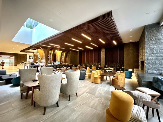 The Fonte Bar at Rainier Square by null