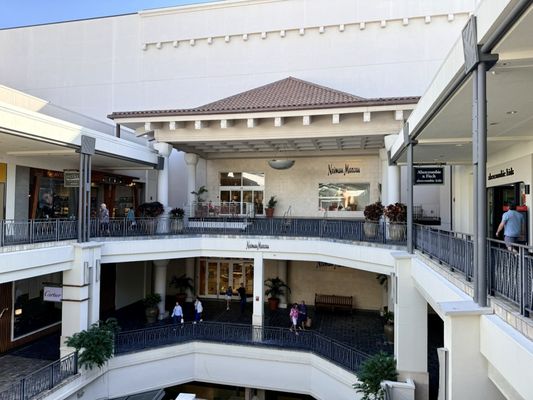 Ala Moana Center by null
