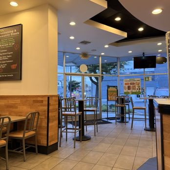 Baja Fresh - Dining room - Mexican Near Me - Culver City, California Baja Fresh - Dining room - Mexican Near Me - Culver City, California