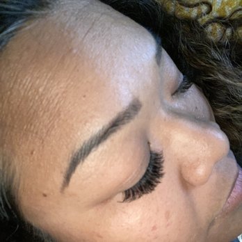 Bright Star Lashes - 3D lashes - Eyelash Service Near Me - Glendale, California