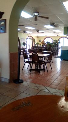 Roberto's Mexican Food by null