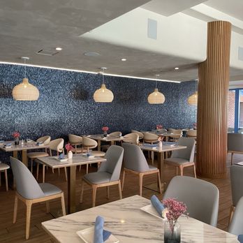 Greek Bistro - Greek Near Me - Glendale, California