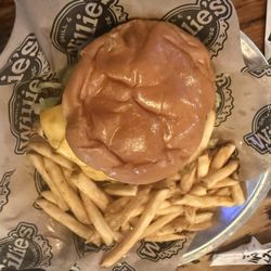 Cheese Willie Burger