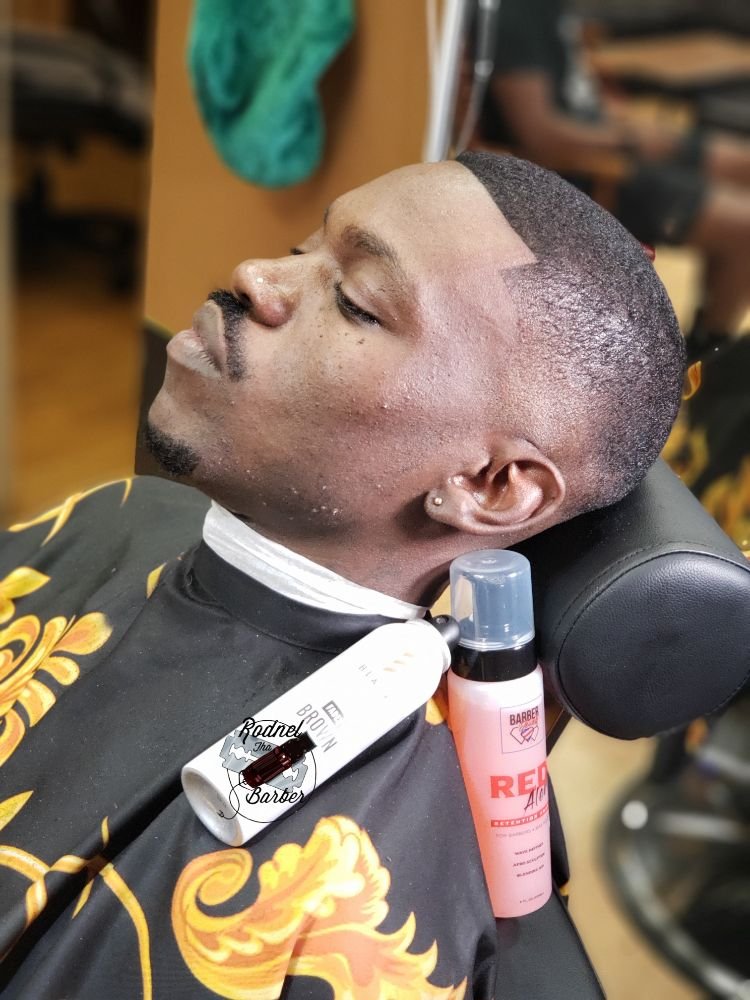 GLASS HOUSE BARBER LOUNGE Updated August 2024 11 Photos 7515 W