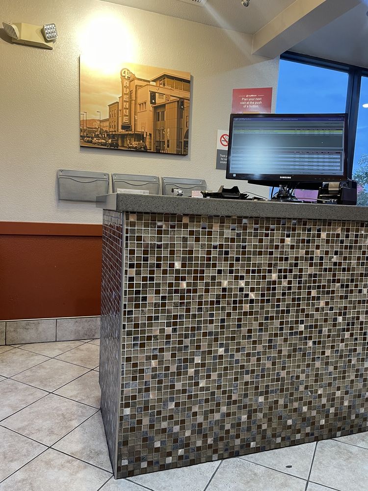 JIFFY LUBE Updated May 2024 38 Reviews 360 W Dimond Blvd