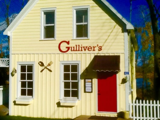 Gulliver's World Cafe by null