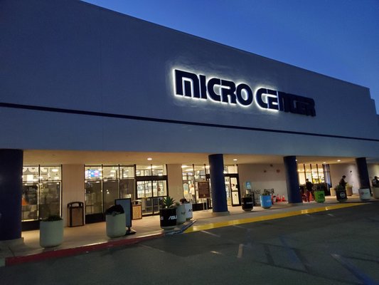 Micro Center by null