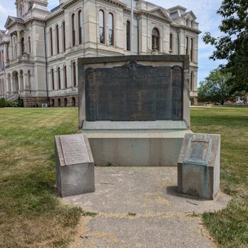 Parke County Courthouse - Parke County Courthouse, Rockville - Landmarks & Historical Buildings Near Me - Rockville, Indiana Parke County Courthouse - Parke County Courthouse, Rockville - Landmarks & Historical Buildings Near Me - Rockville, Indiana