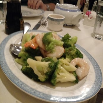 Emperor's Choice Restaurant - Shrimp and broccoli - Chinese Near Me - Chicago, Illinois Emperor's Choice Restaurant - Shrimp and broccoli - Chinese Near Me - Chicago, Illinois