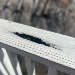 Sun Palace Vacations - Rotted wood all over the outdoor deck