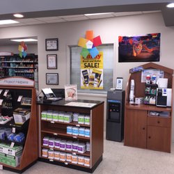 Sherwin-Williams Paint Store - Front desk