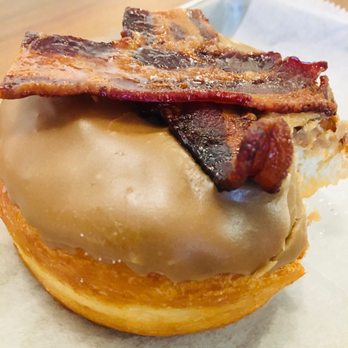 Johnny Doughnuts - Maple bacon donut - Donuts Near Me - Santa Rosa, California Johnny Doughnuts - Maple bacon donut - Donuts Near Me - Santa Rosa, California
