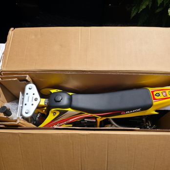 Nellis Auction - Brand new electric dirt bike - Auction Houses Near Me - Delran, New Jersey