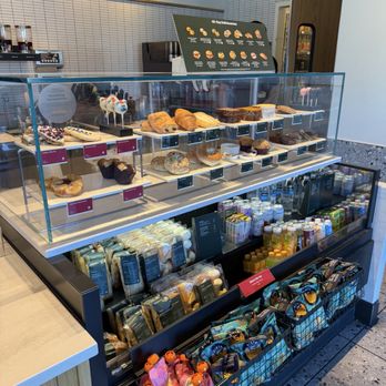 Starbucks - 11/25/25 - Coffee & Tea Near Me - Barstow, California