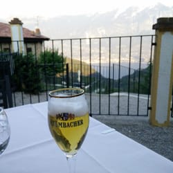 La Rocchetta - Super Ausblick vom Tisch aus.