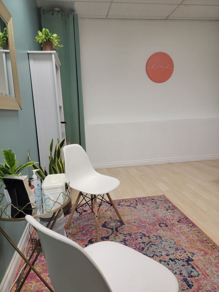 Erin Nicole Esthetics Logo