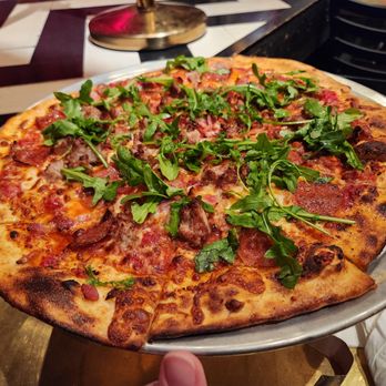 Ukiah Brewing Company - Signature pizza - Breweries Near Me - Ukiah, California Ukiah Brewing Company - Signature pizza - Breweries Near Me - Ukiah, California