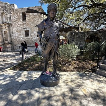 The Alamo - Davey Crockett - Museums Near Me - San Antonio, Texas The Alamo - Davey Crockett - Museums Near Me - San Antonio, Texas