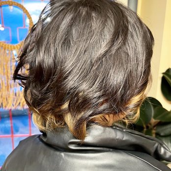 Lunar Pulchritude - Layered bob with blonde under layer - Hair Stylists Near Me