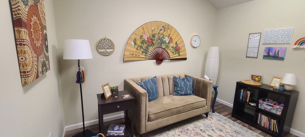 Shannon E. Smith, LPC - grief counselor in Baton Rouge, LA