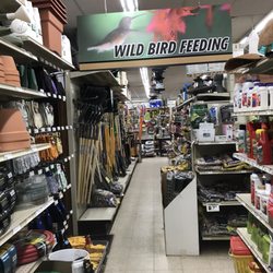Iron River Coop Hdwe Hank - Bird stuff, pet stuff, garden stuff, yard decorations