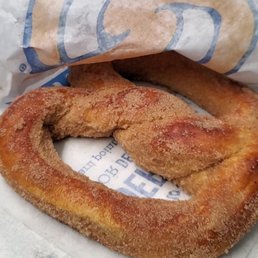 Cinnamon Sugar pretzel Cinnamon Sugar pretzel