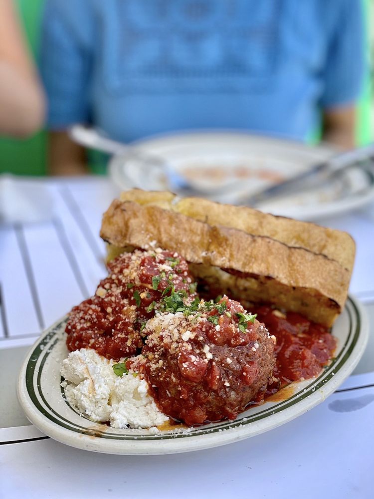 Jon & Vinny's Brentwood