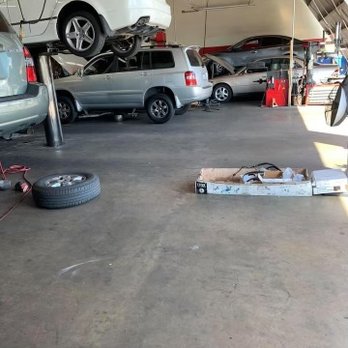 Frank's Computerized Auto Center - WORKING AREA - Auto Repair Near Me - Santa Ana, California
