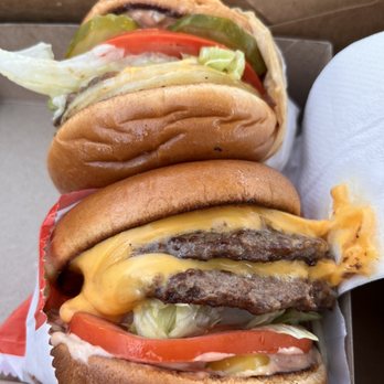 In-N-Out Burger - Double double and a cheeseburger - Fast Food Near Me - Mountain View, California