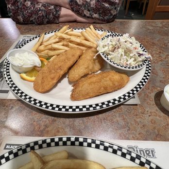 Black Bear Diner Tucson - Cod fish & chips - Diners Near Me - Tucson, Arizona