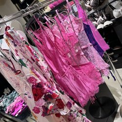 Victoria's Secret & PINK
