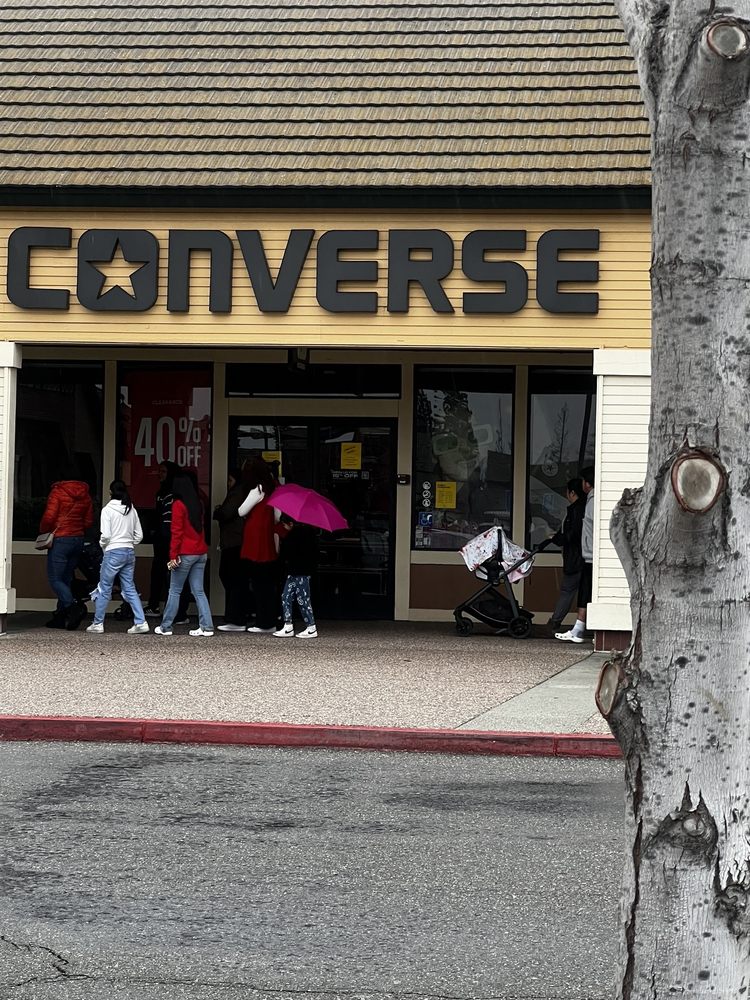 THE CONVERSE OUTLET STORE Updated September 2024 15 Photos & 25 Reviews 336 Nut Tree Rd