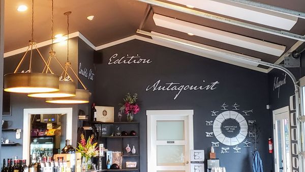 J. Bookwalter Tasting Studio Woodinville by null