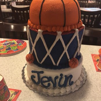 Vons - Cake design done by Gretchen - Grocery Near Me - Santa Clarita, California