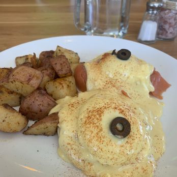 Papas and Eggs - Eggs Benedict w Smoked Salmon - Breakfast & Brunch Near Me - San Jose, California Papas and Eggs - Eggs Benedict w Smoked Salmon - Breakfast & Brunch Near Me - San Jose, California
